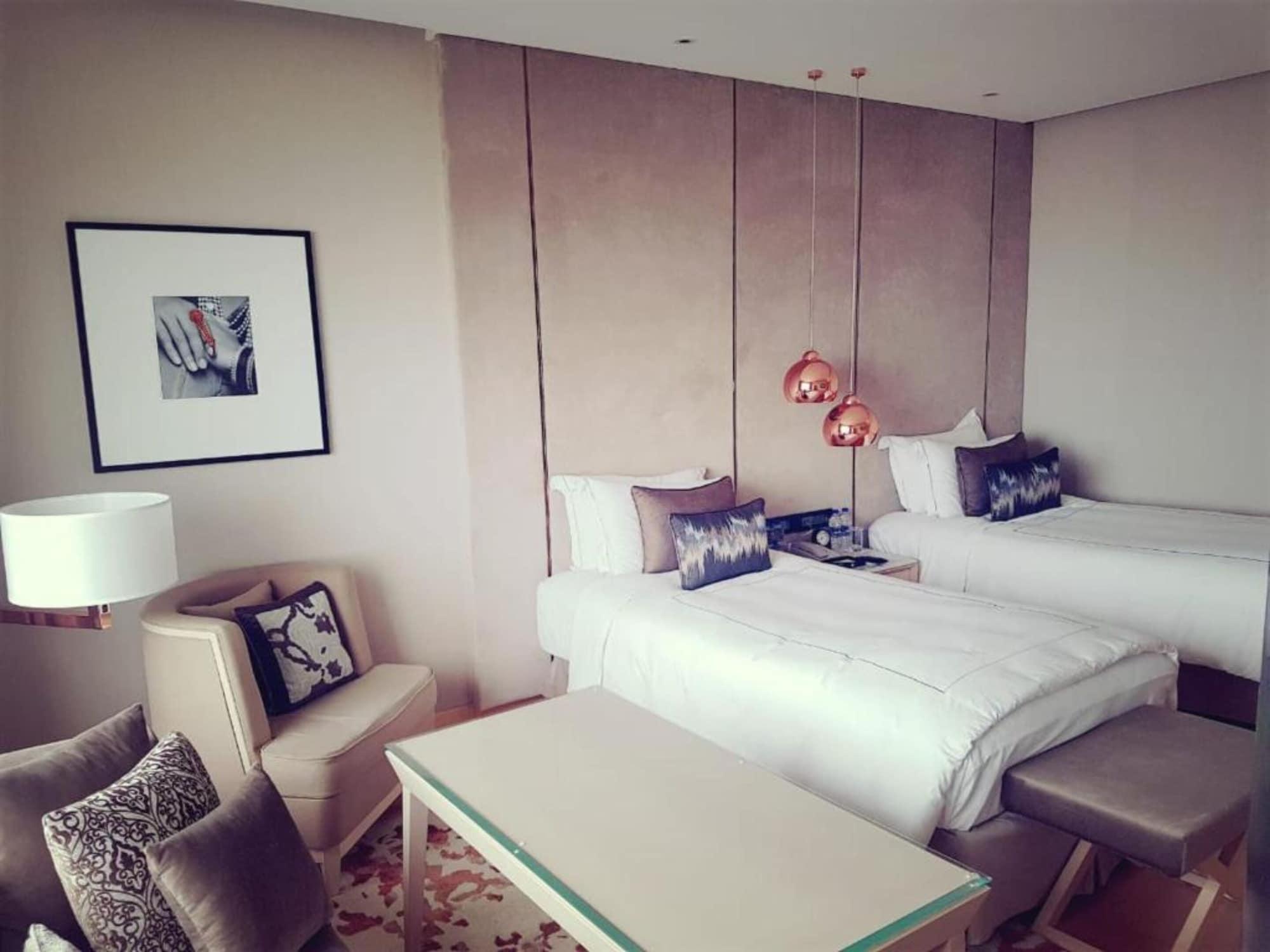 Отель Taj Lands End Мумбаи Экстерьер фото Deluxe room
