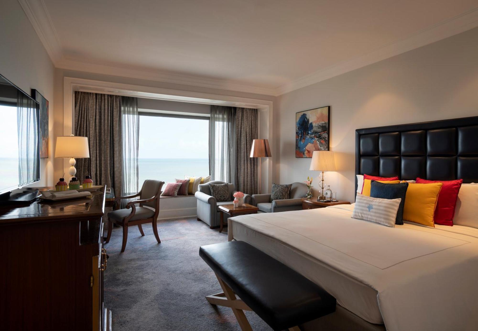 Отель Taj Lands End Мумбаи Экстерьер фото Deluxe Room
